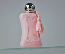 Load image into Gallery viewer, Parfums de Marly Delina Exclusif Sample