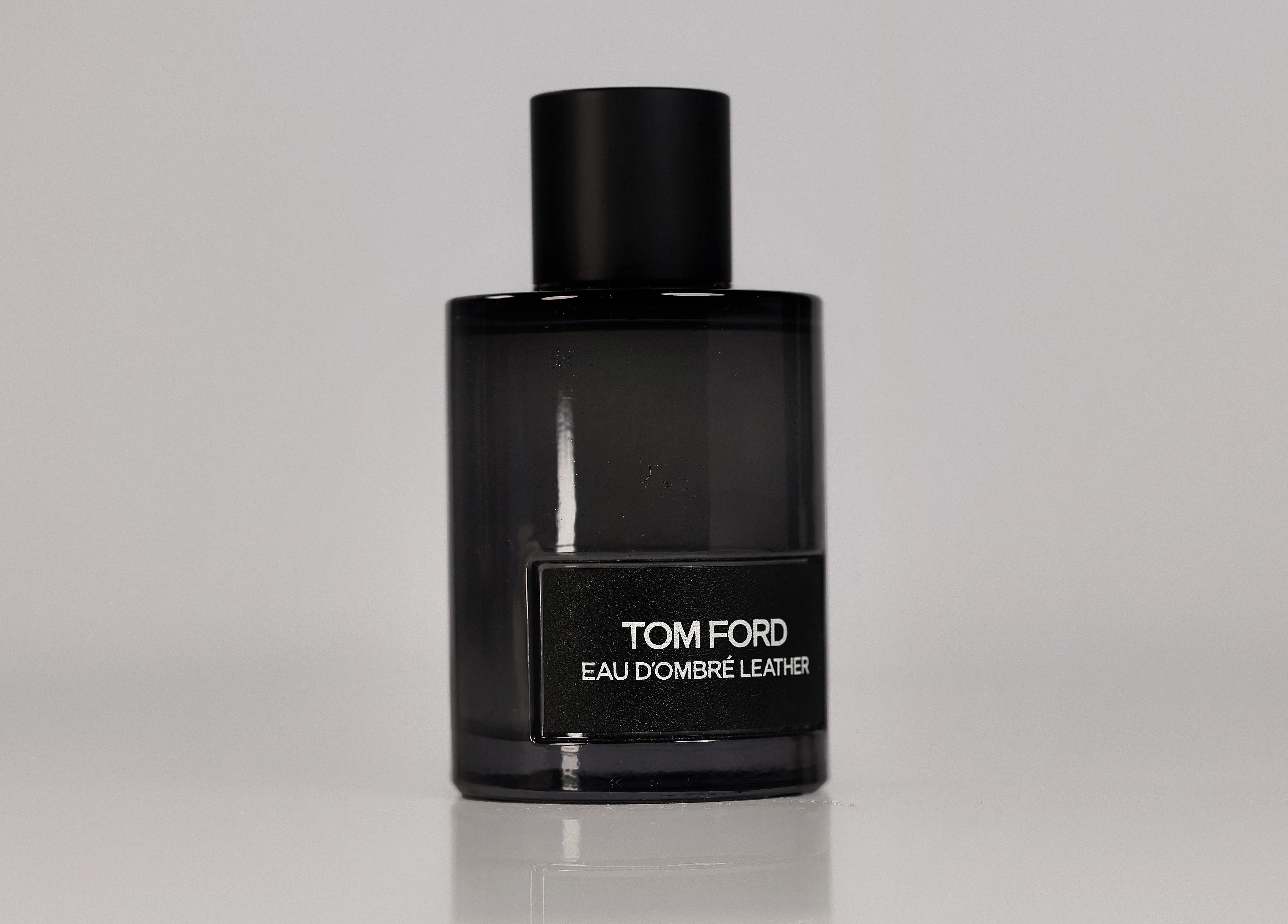 Tom Ford Eau D'Ombre Leather Fragrance Sample Perfume Sample