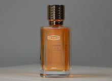 Load image into Gallery viewer, Ex Nihilo Venenum Kiss Sample