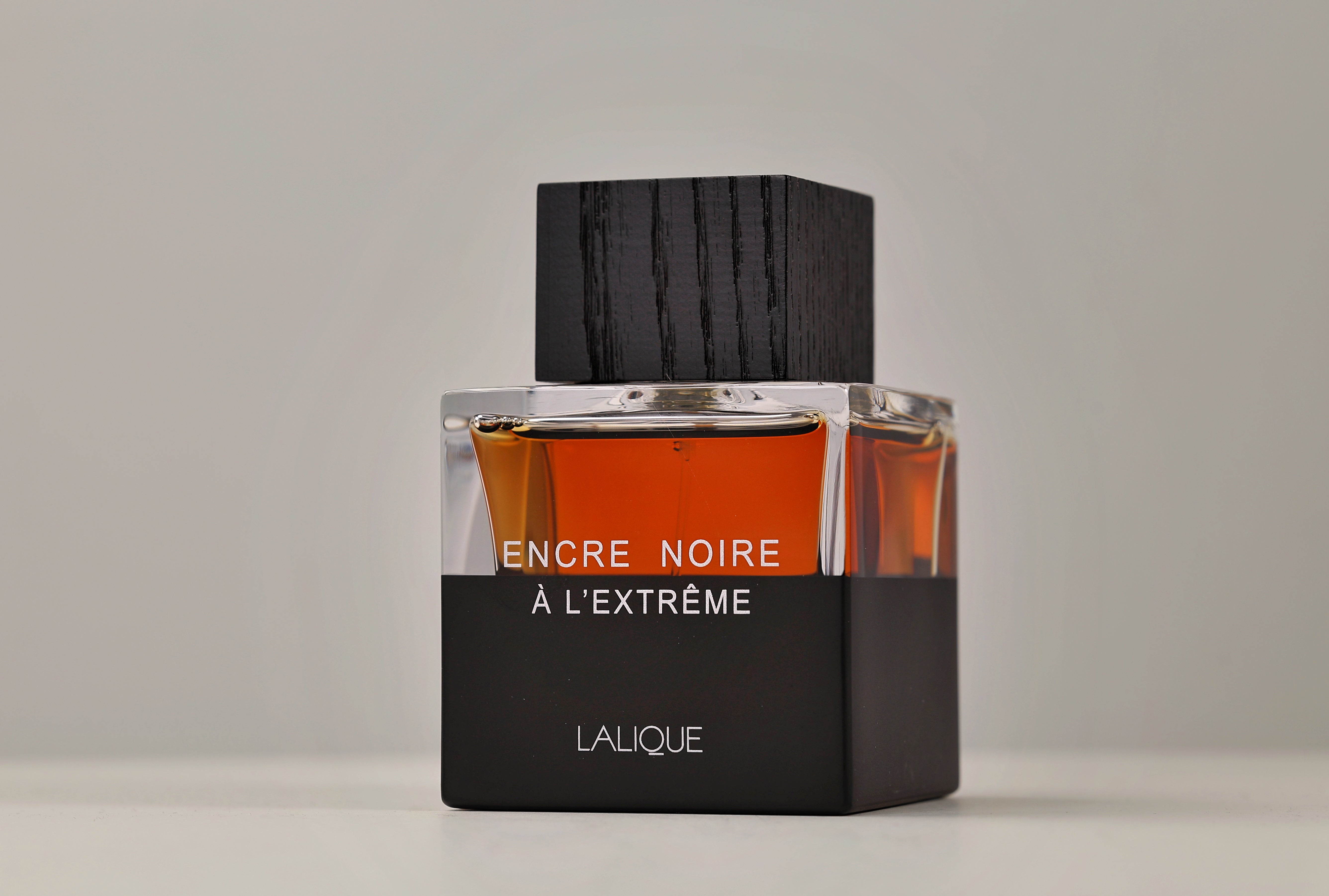 Lalique Encre Noire A L'Extreme | Fragrance Sample | Decants