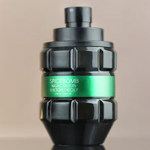Load image into Gallery viewer, Viktor Rolf Spicebomb Night Vision sample